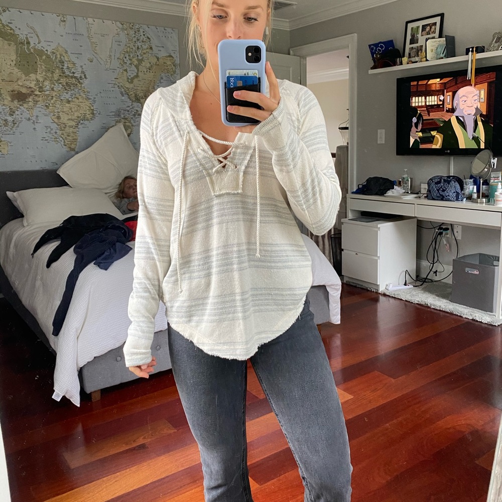 Billabong lightweight sweatshirt
